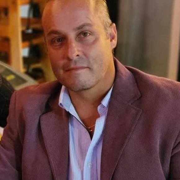 Meet your Posher, Rubén - Picture 1 of 1